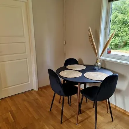 Koselig Med Terrasse Ons * Stavanger